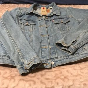 NWT LEVI STRAUSS DENIM JACKET